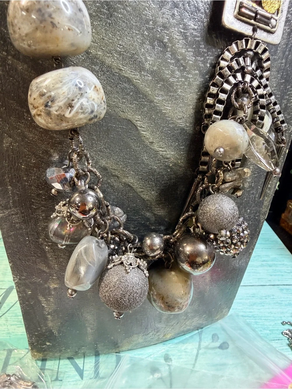 DESIGNER SIGNED TRESKA STATEMENT NECKLACE